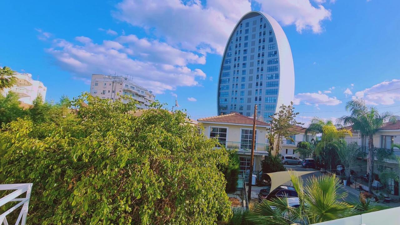 Stay Downtown Retreat Лимасол Экстерьер фото
