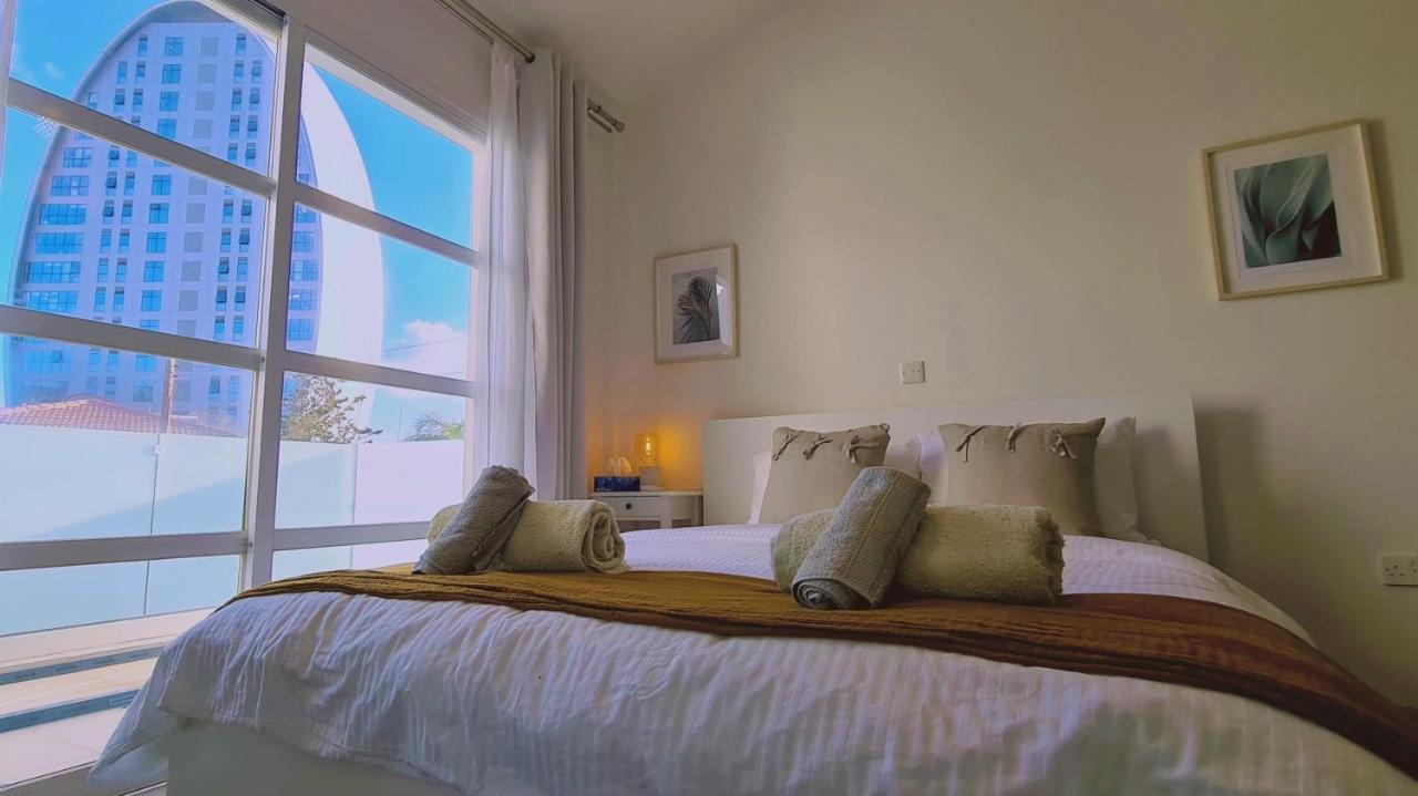 Stay Downtown Retreat Лимасол Экстерьер фото