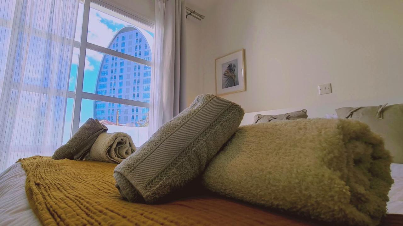 Stay Downtown Retreat Лимасол Экстерьер фото