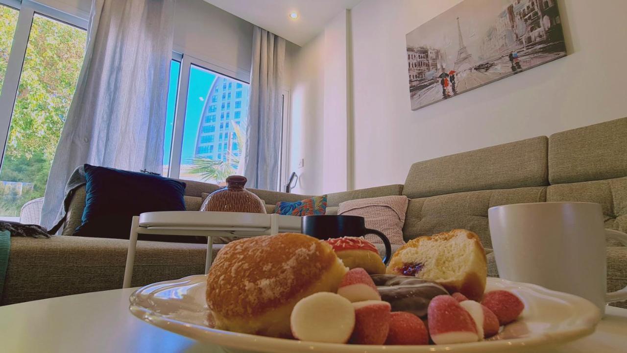 Stay Downtown Retreat Лимасол Экстерьер фото