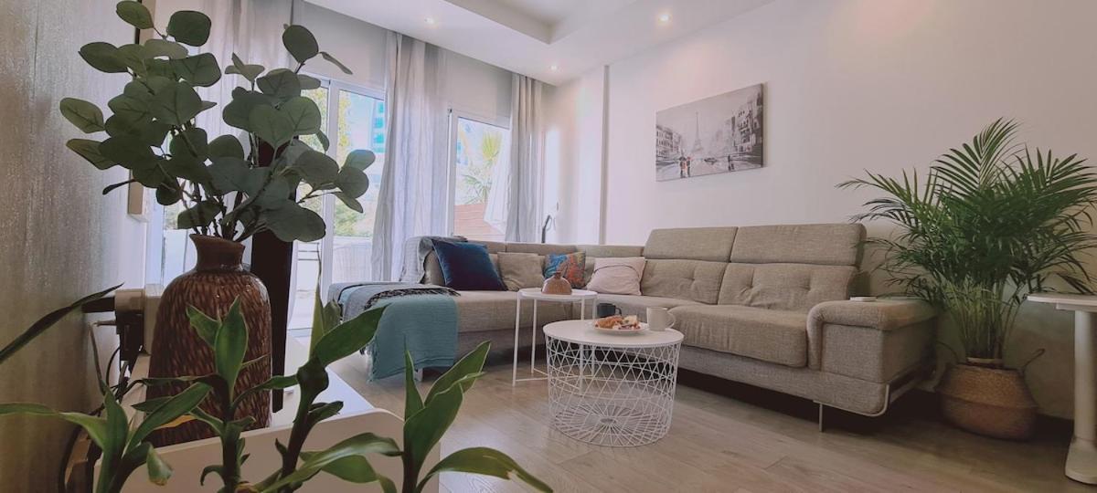 Stay Downtown Retreat Лимасол Экстерьер фото