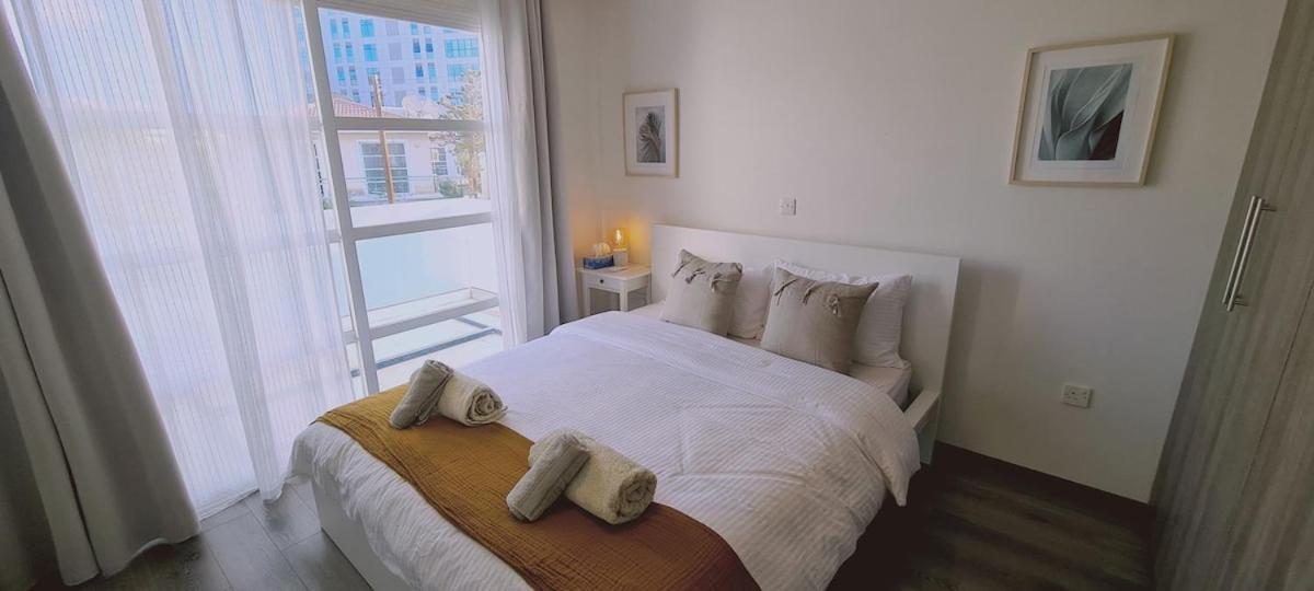 Stay Downtown Retreat Лимасол Экстерьер фото
