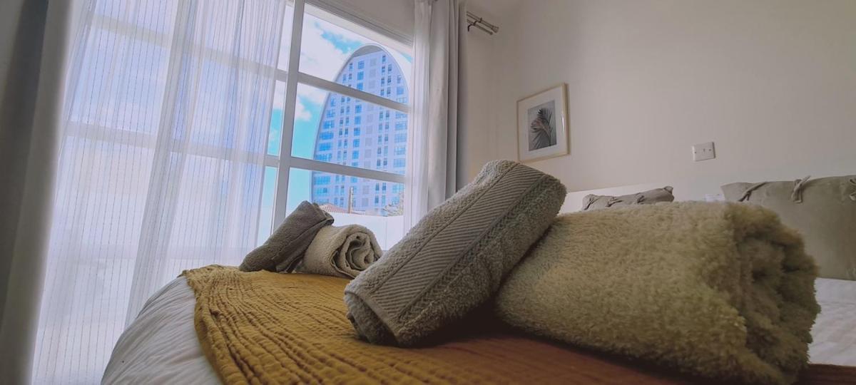 Stay Downtown Retreat Лимасол Экстерьер фото